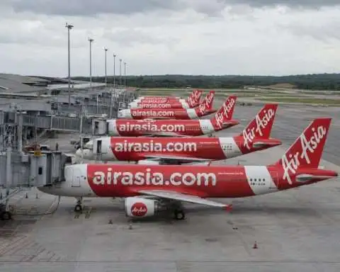 Jet Fuel Crisis Worse Than Covid for Airlines, AirAsia Chief Says, as 13,000 Flights Are Cut