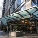 JPMorgan, Citi Governance Spotlight Widens After $52 Million Banker Hire and Lawmaker Stock Sale