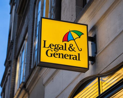 Legal & General rises 5%, FTSE insurer in focus going into key week
