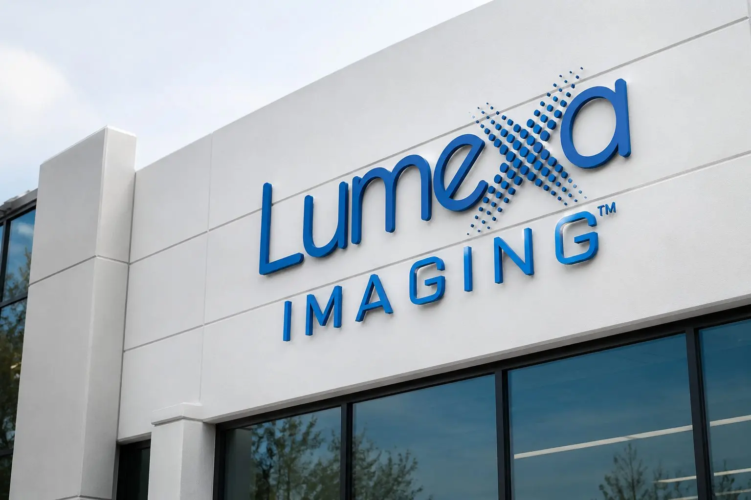 LMRI shares up after insider buy; Wall Street cut trims gains