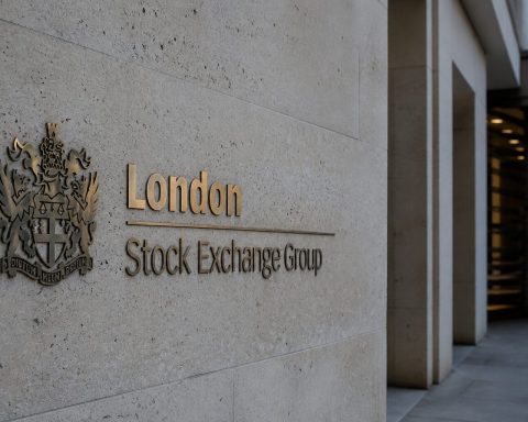 London Stock Exchange Group Stock: Why LSEG’s Record Quarter Faces A Tuesday Test