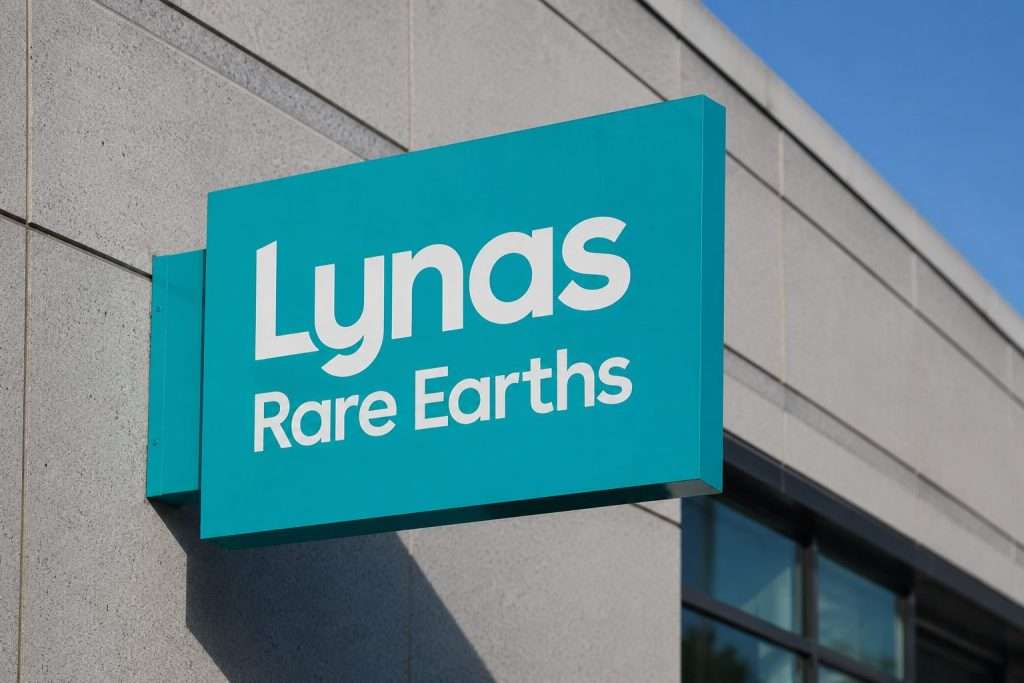 Lynas Rare Earths Faces a Monday Test After 7.7% Slide as China Curbs Keep Sector in Play