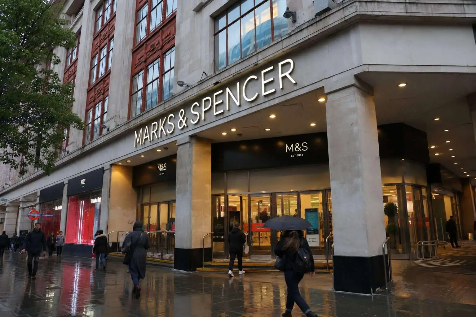 Marks & Spencer Starts £340 Million Warehouse Build as M&S Races to Win the Weekly Shop