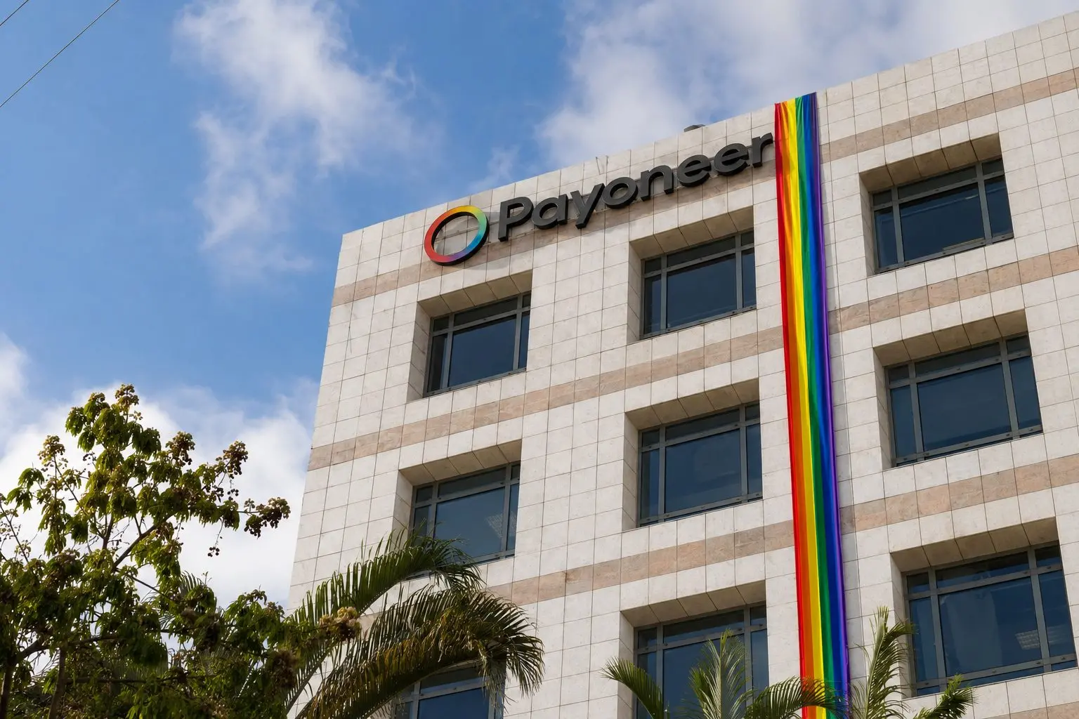 Payoneer shares edge higher ahead of CEO comments