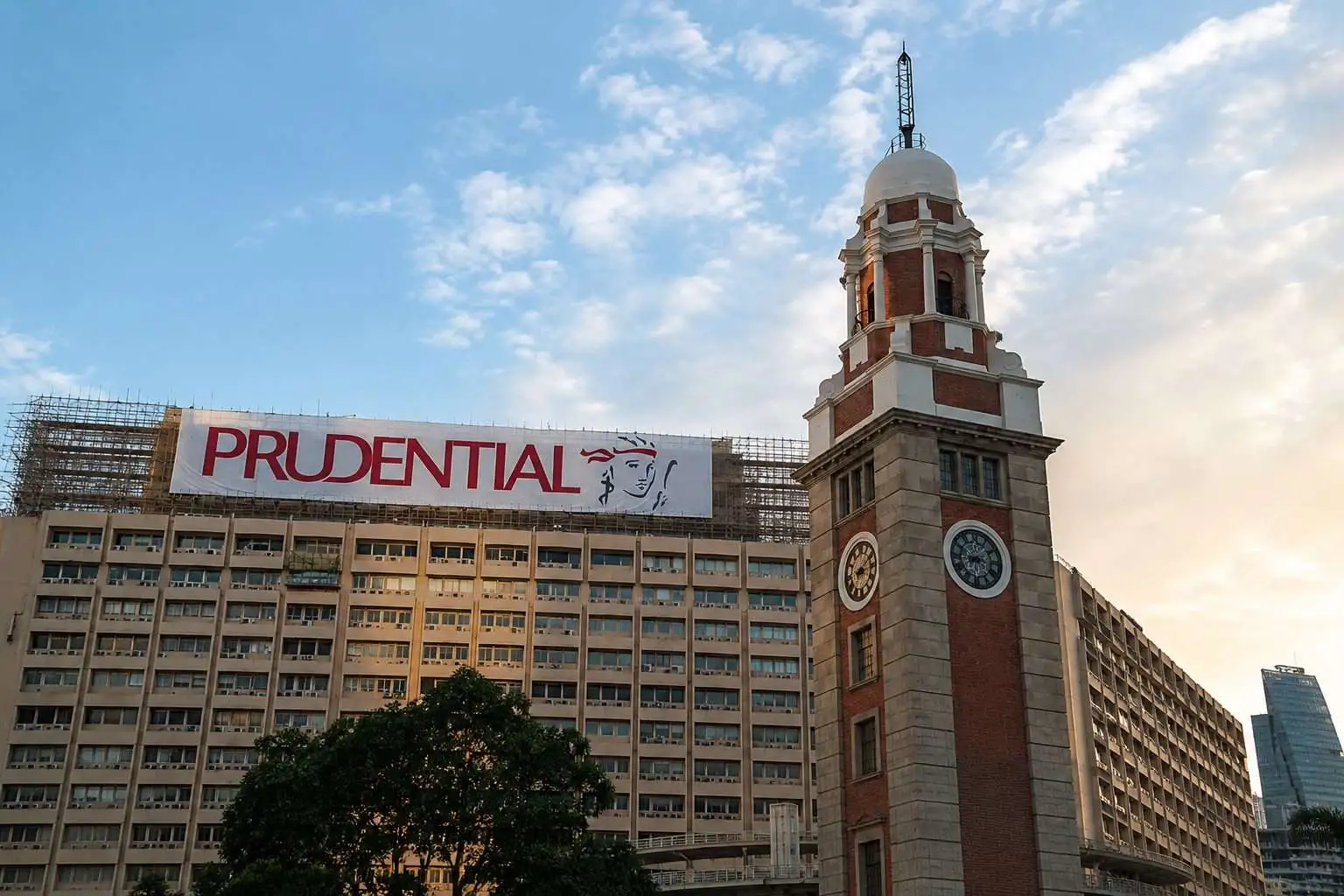Prudential plc’s 5.7 Million-Share Move: What Investors Need to Know Today