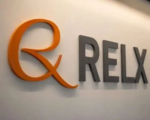 RELX Stock Rebounds as AI Pressure Puts Its Risk Data Moat on Trial