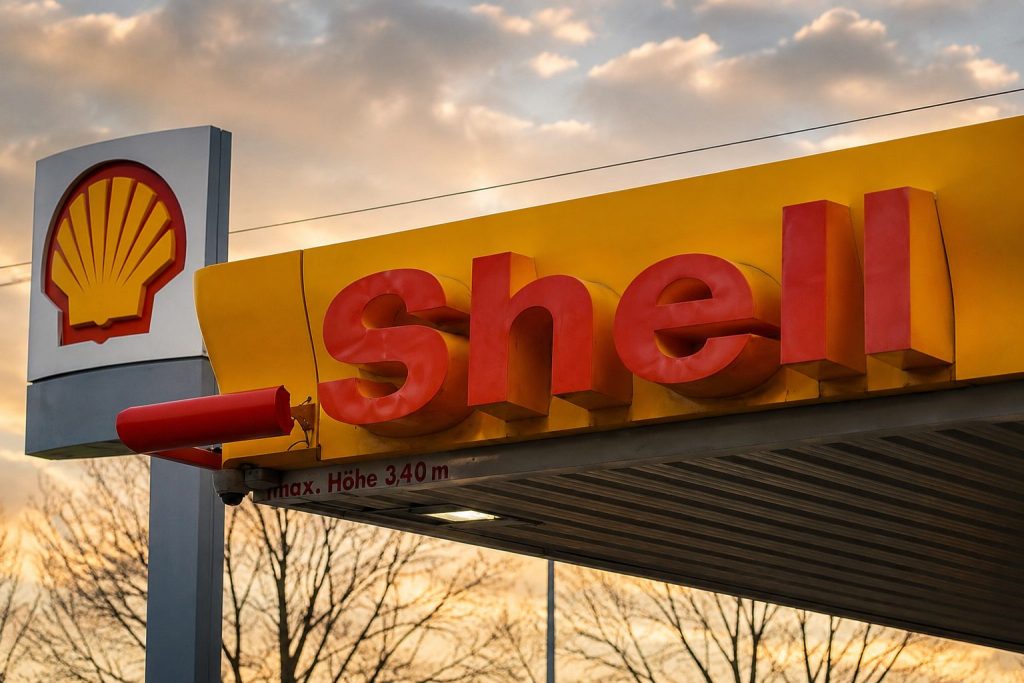 Shell’s $6.9 Billion Profit Beat Has a Catch: Lower Buybacks and Qatar Risk