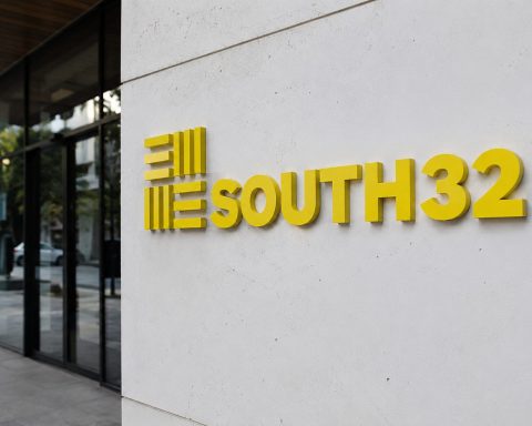South32’s Eskom Power Deal Puts 29,000 Aluminium Jobs in Play