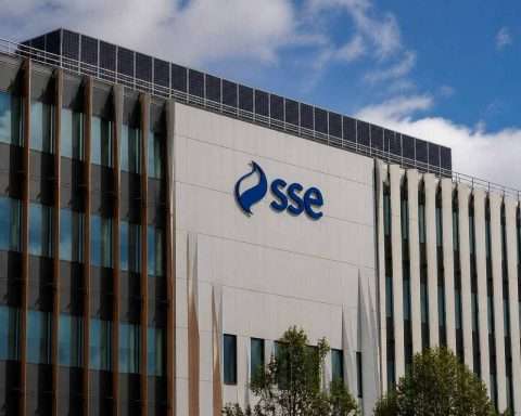 SSE Raises Profit Outlook Before Results, But the Boost Comes With a Catch