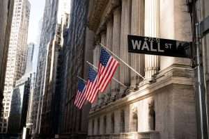U.S. Stock Futures Wobble as Oil Shock Hits Fed Cut Bets and Wall Street’s Record Rally