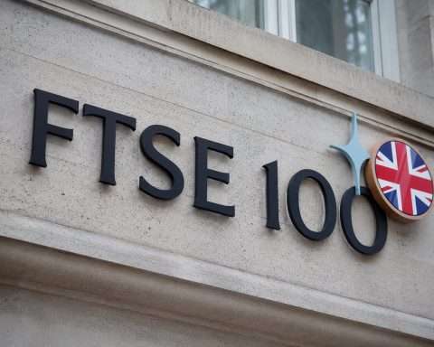 UK Stock Market Today: Why the FTSE 100 Rose as Miners and Banks Beat Starmer Jitters