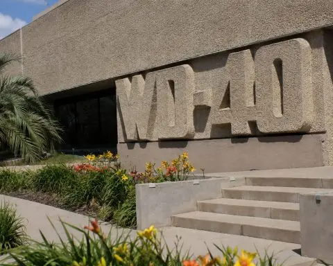 WD-40 Down Ahead of Holiday Weekend