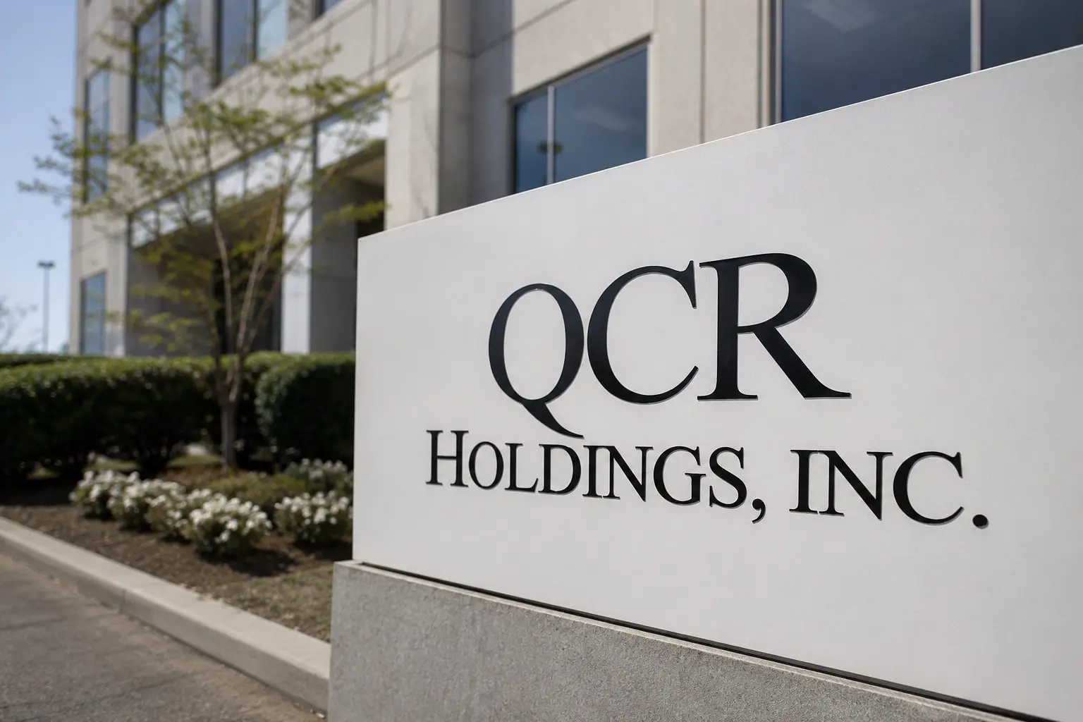 QCR Holdings Attracts Fresh Attention After Still Dividend Week