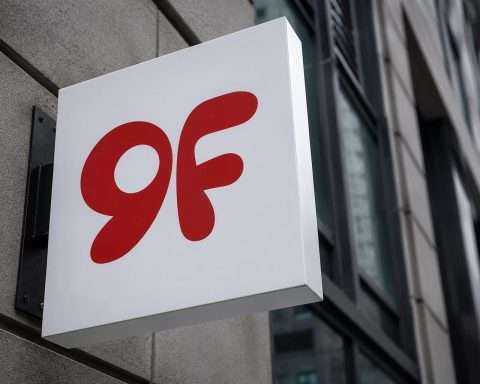 9F Stock Is Quiet Near $3 — But a HK$101 Million Loan Filing Puts Cash Timing in Play
