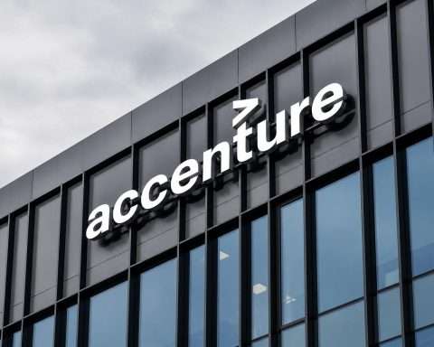 Accenture Stock Crash Puts AI Threat to Consulting Model Under Scrutiny