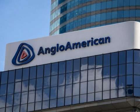 Anglo American Drops for the Week After Berenberg Cuts Rating