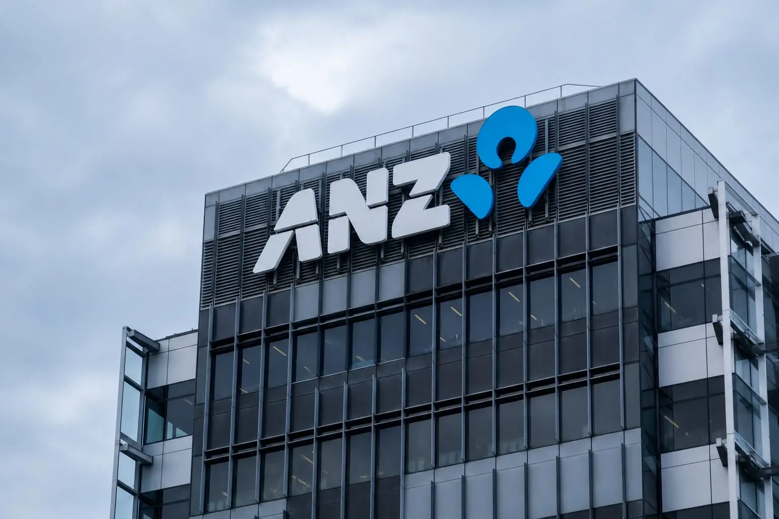 ANZ shares gain as rate worries ease, focus stays on RBA June decision