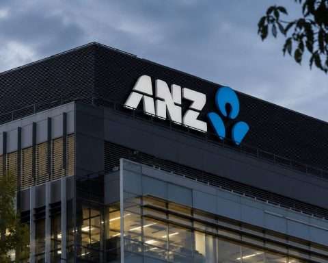 ANZ Shares Gain 2.5% as Bank Expands Saturday Branch Trading