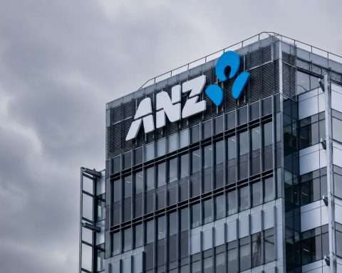 ANZ Gains After RBA Keeps Rate Steady, Banks Climb
