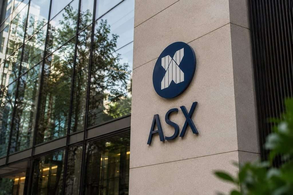 ASX:XJO edges down 0.1% as WiseTech slide outweighs insurer gains