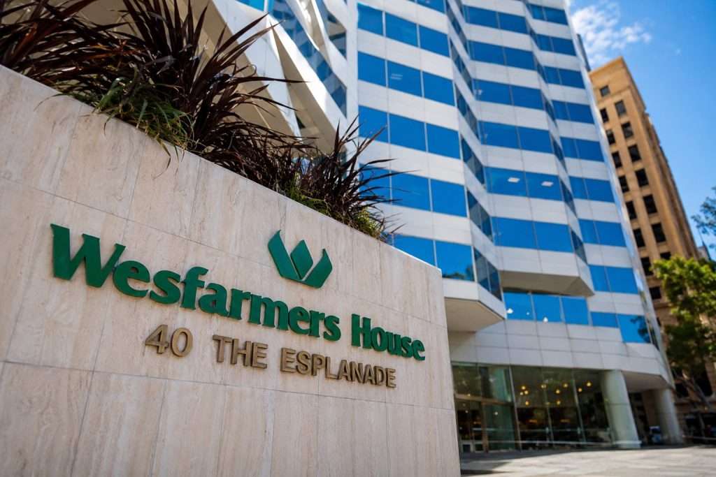 Wesfarmers (ASX:WES) outperforms ASX 200 while goods demand drags on rally