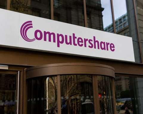 Computershare gains over ASX 200 after S&P keeps BBB rating