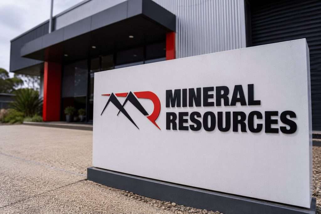 Mineral Resources (ASX:MIN) falls as lithium selling outweighs Lucky Bay hit