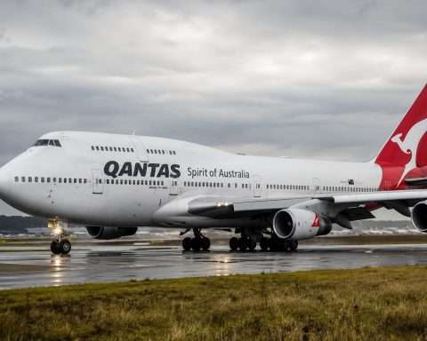 Qantas stock approaches FY26 finish; Tokyo capacity push questions upside