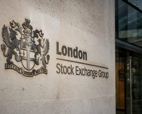 LSEG drops 6% for the week as Rothschild Redburn cuts rating