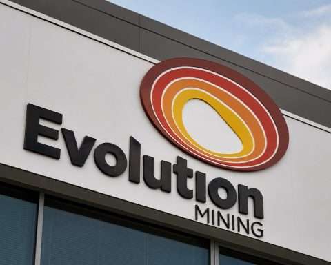Evolution Mining Rises 6.7% for the Week with ASX in Focus After Gold Selloff