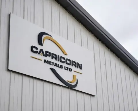 Capricorn Metals (ASX:CMM) trades up 2.3% on buyers seeking spot-gold exposure