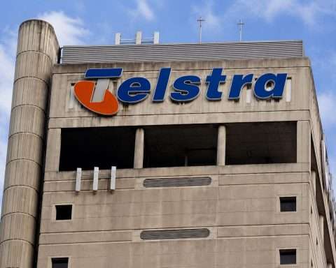 Telstra shares slip; KPMG fallout puts failed audit bid back in view