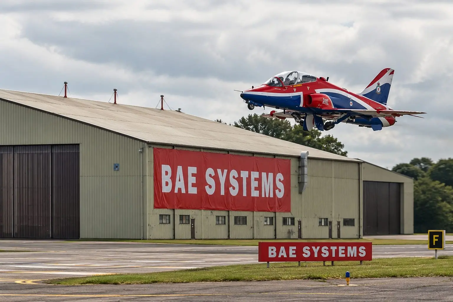 BAE Systems stock (LON:BA) rises as UK defence plan improves buyback maths