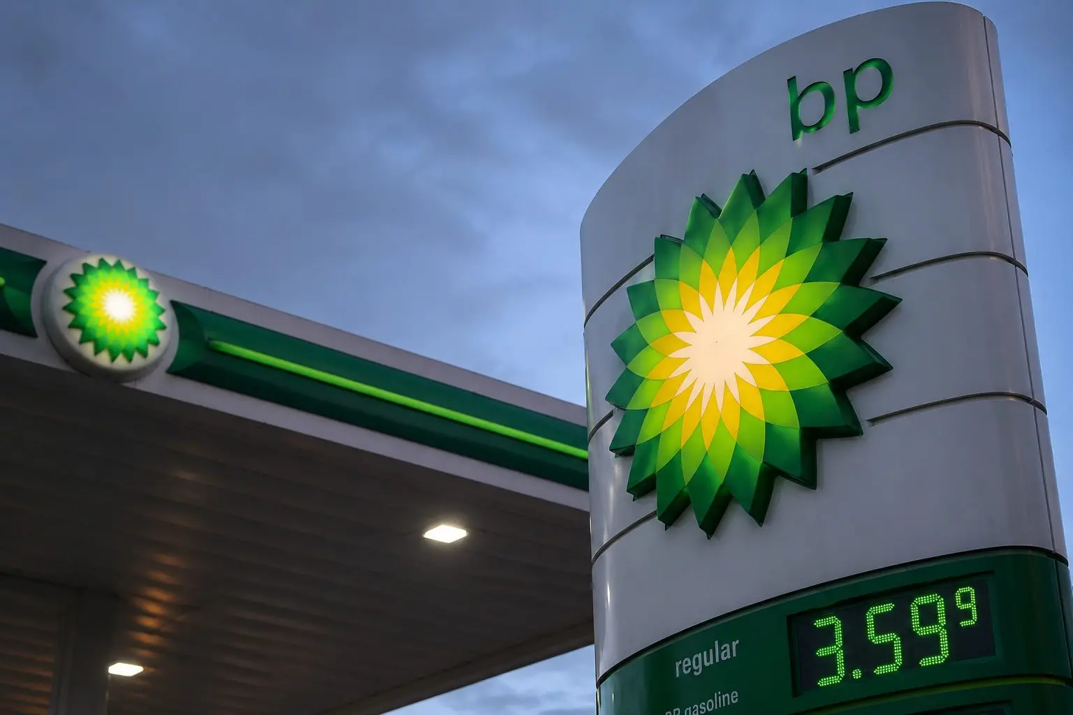 BP Plc (LON:BP) slides, giving up more than its dividend as oil hits income appeal