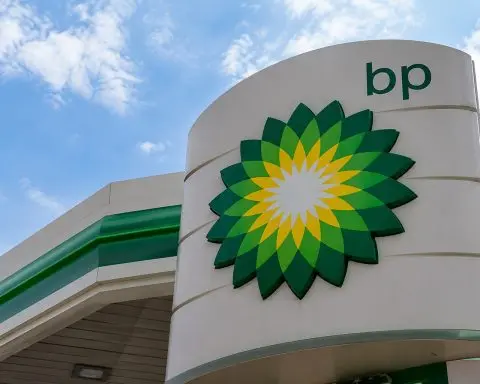 BP shares claw back 2.8%, still down 5.7% for the week as Hormuz fears hit market