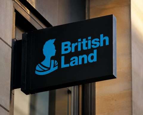 British Land Shares Rise as FTSE 100 Rally Puts Rent Growth Back in Focus