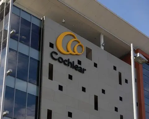 Cochlear (ASX:COH) drops 4.4% in Sydney as shorts increase