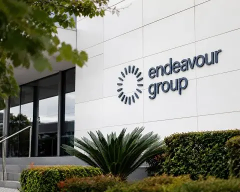 Endeavour Group Stock Stalls as Heavy Trading Puts Dan Murphy’s Owner Back on Watch