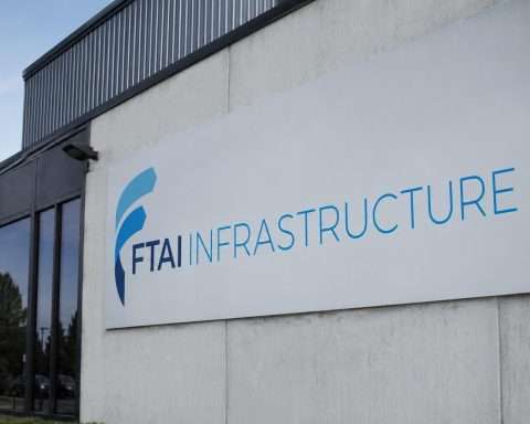 FTAI Infrastructure Shares Edge Down as $1.52 Billion Debt Reset Looms
