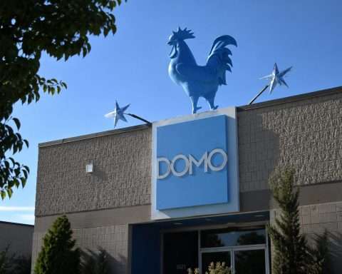 Domo Stock Is Falling Today — Why a Fresh AWS AI Deal Isn’t Lifting Shares