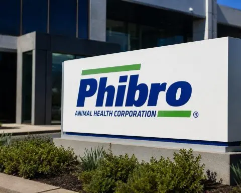 Phibro Animal Health Up 10% After Insider Move