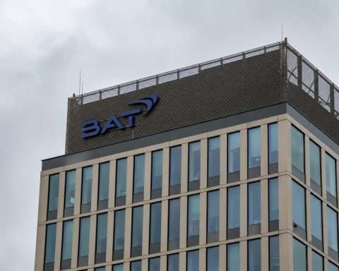 BAT shares rise Friday, eyes now on key vape test next week