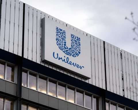 Unilever Down After €1.5B Buyback, Focus on Margins