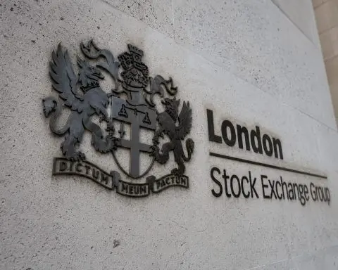 LSEG Drops as London Market Worries Return