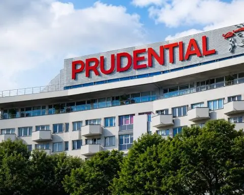 Prudential Shares Jump After China Moves on $54 Billion Account Flap
