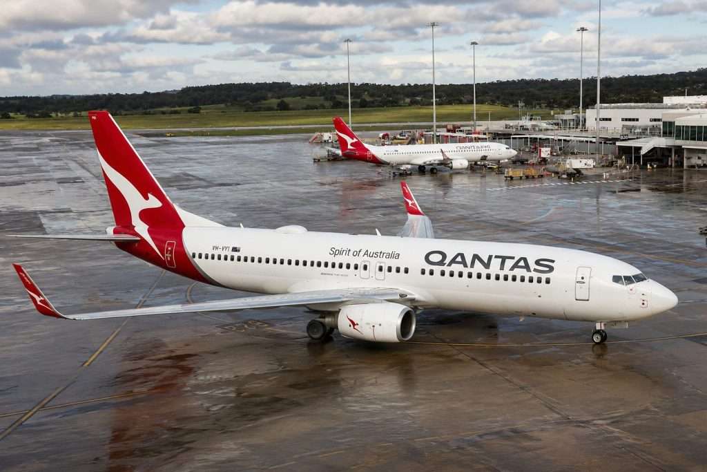 Qantas Shares Eye Western Sydney After Jetstar’s First Takeoff