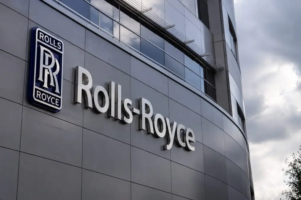 Rolls-Royce Up, United Warning Looms Over £100bn Surge