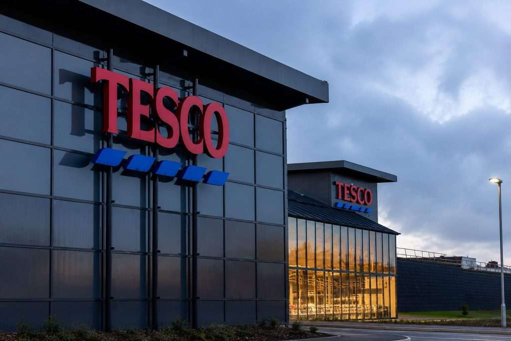 Tesco PLC share price rises before a key June test for its market-share run