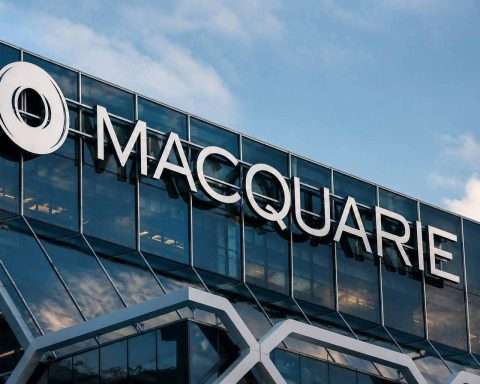Macquarie shares lag as $1.25 billion capital move puts balance sheet back in view