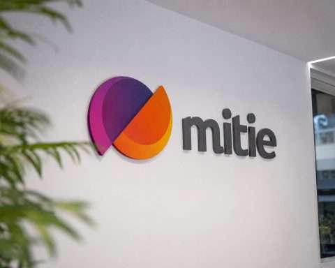 Mitie trades flat at 161p after Home Office claims ahead of buyback